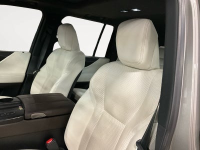 2022 Lexus LX 600 Luxury