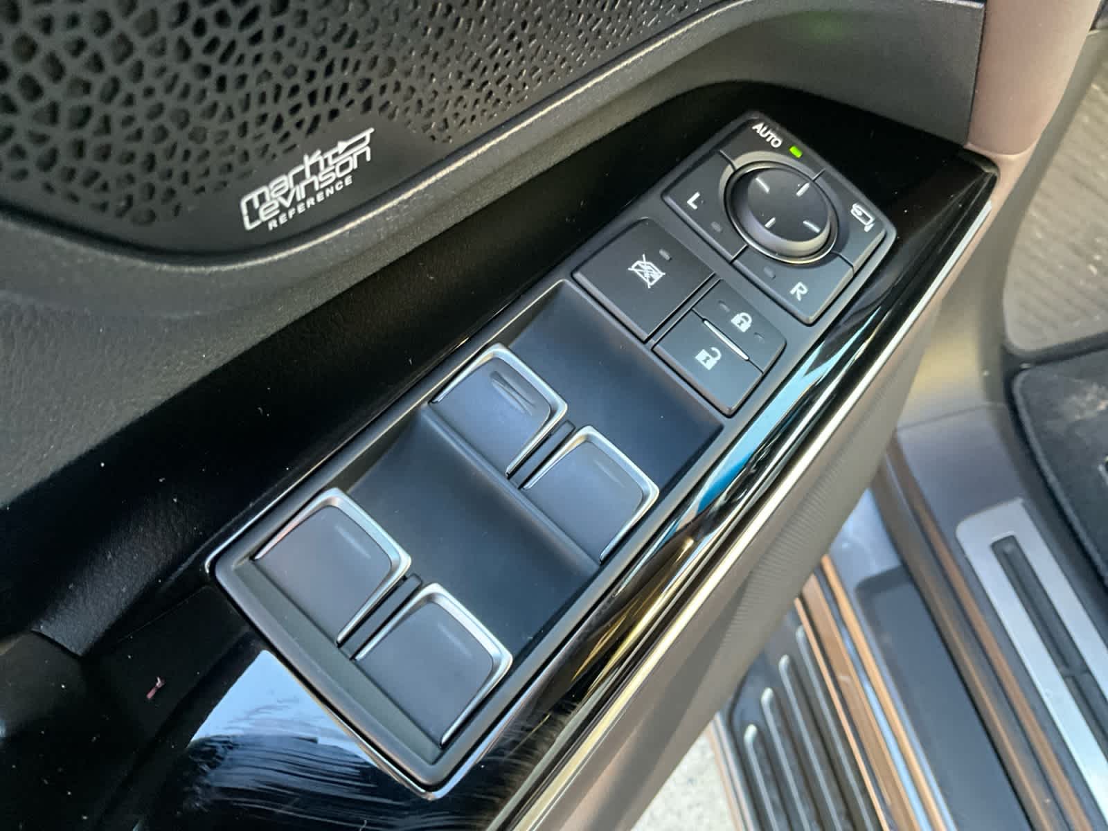 2023 Lexus LX 600 Luxury