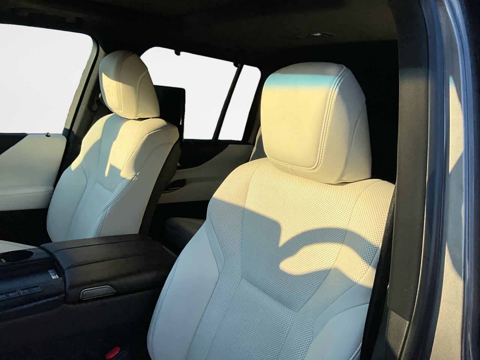 2023 Lexus LX 600 Luxury