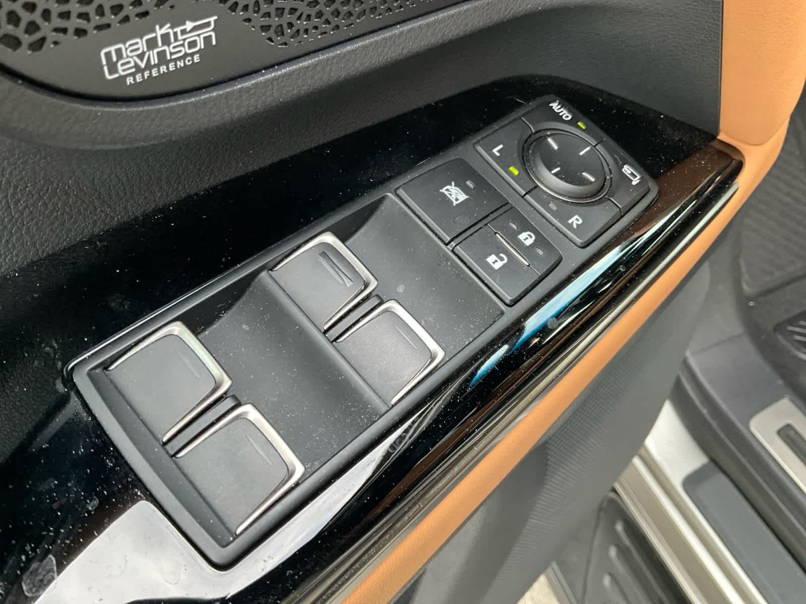 2023 Lexus LX 600 Luxury