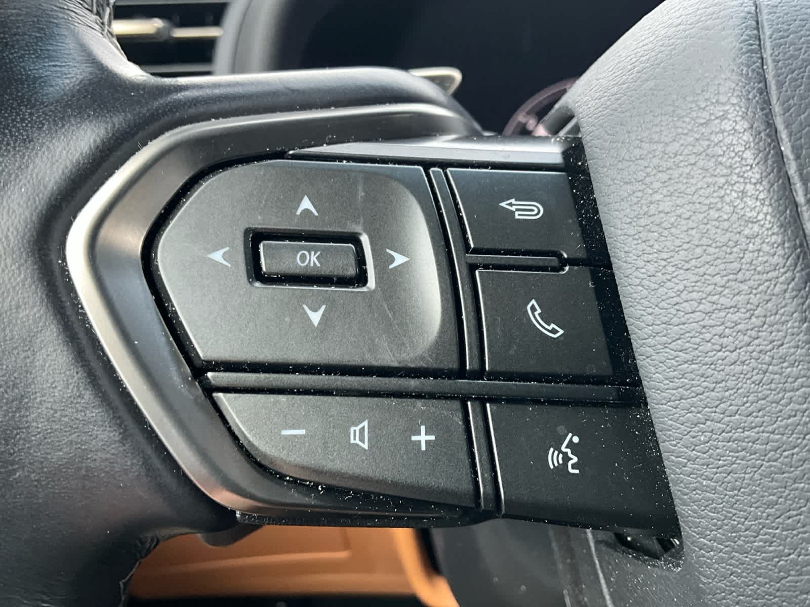 2023 Lexus LX 600 Luxury