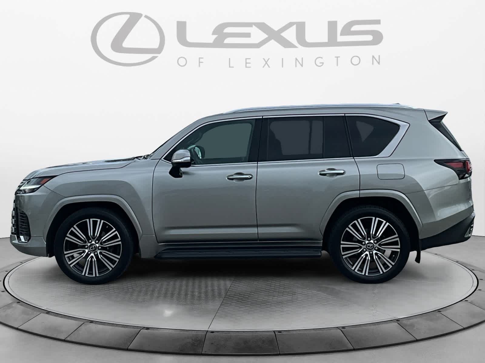 2023 Lexus LX 600 Luxury