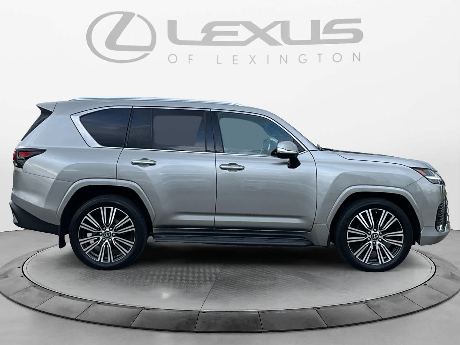 2023 Lexus LX 600 Luxury