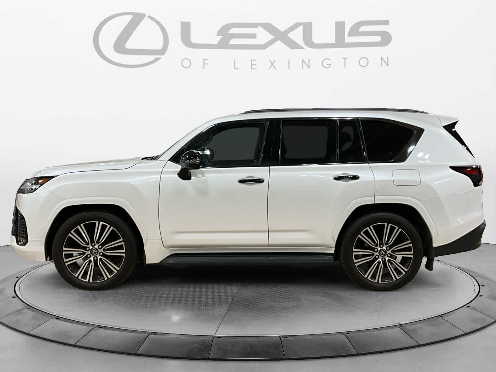 2024 Lexus LX 600 Luxury