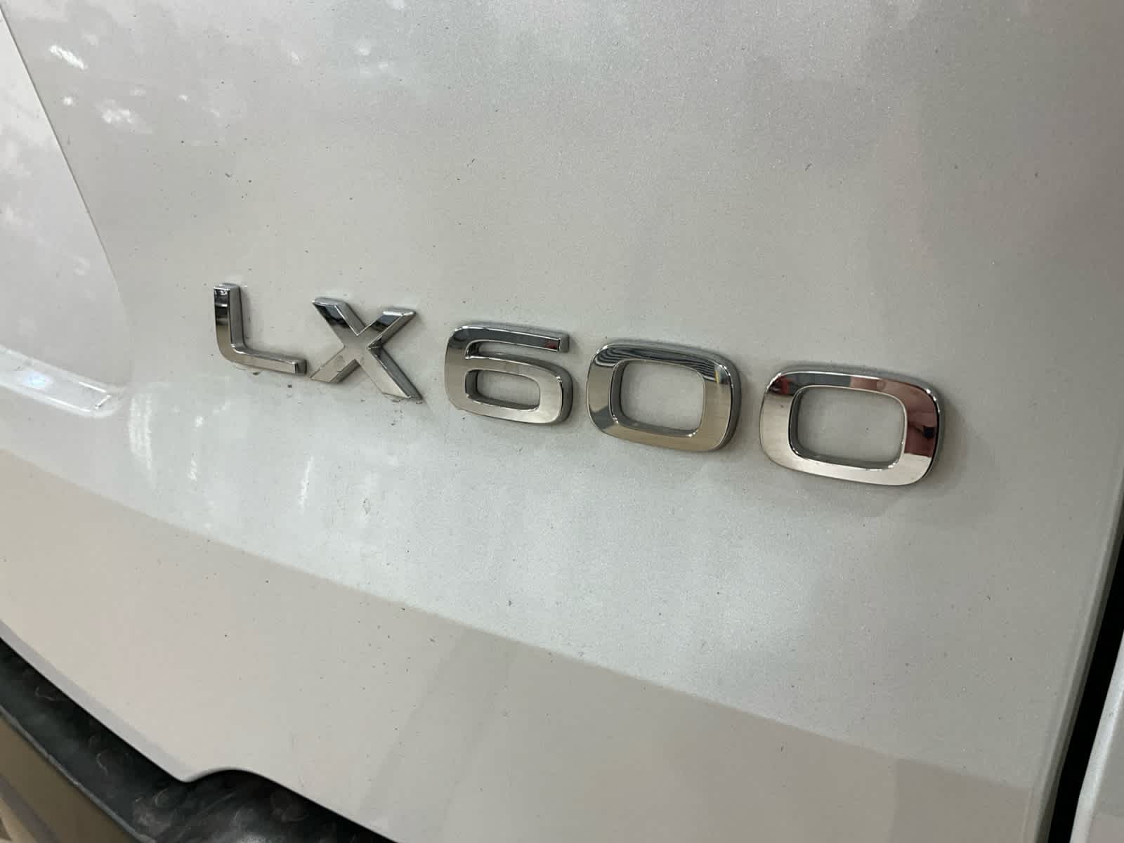2024 Lexus LX 600 Luxury