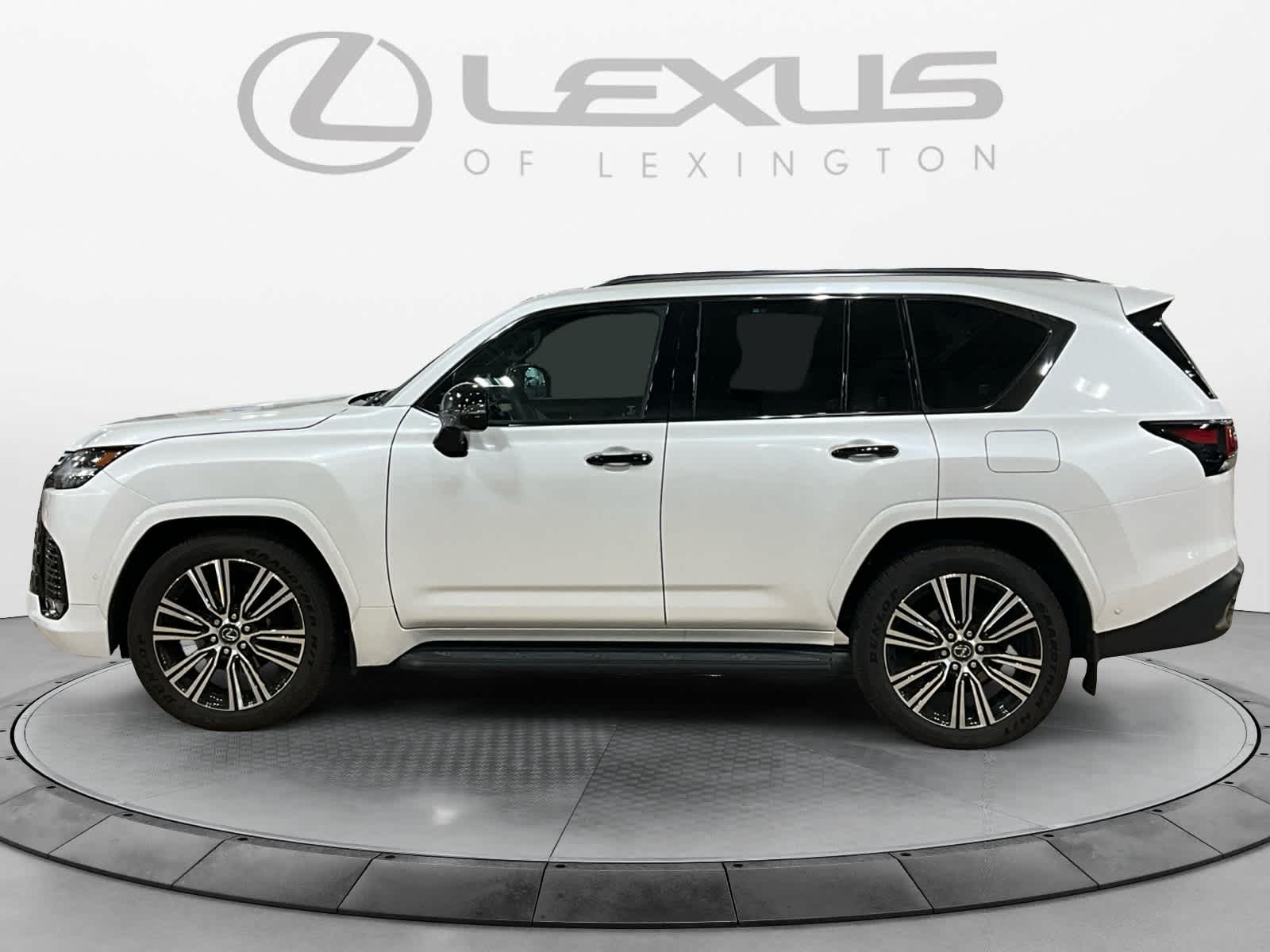2026 Lexus LX 700h Luxury