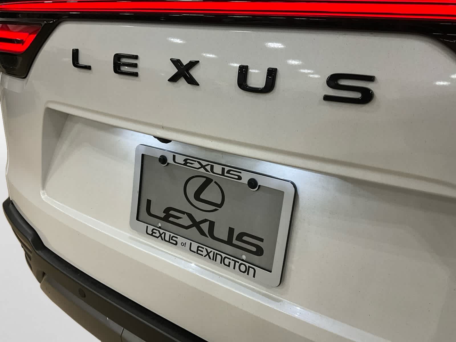 2026 Lexus LX 700h Luxury