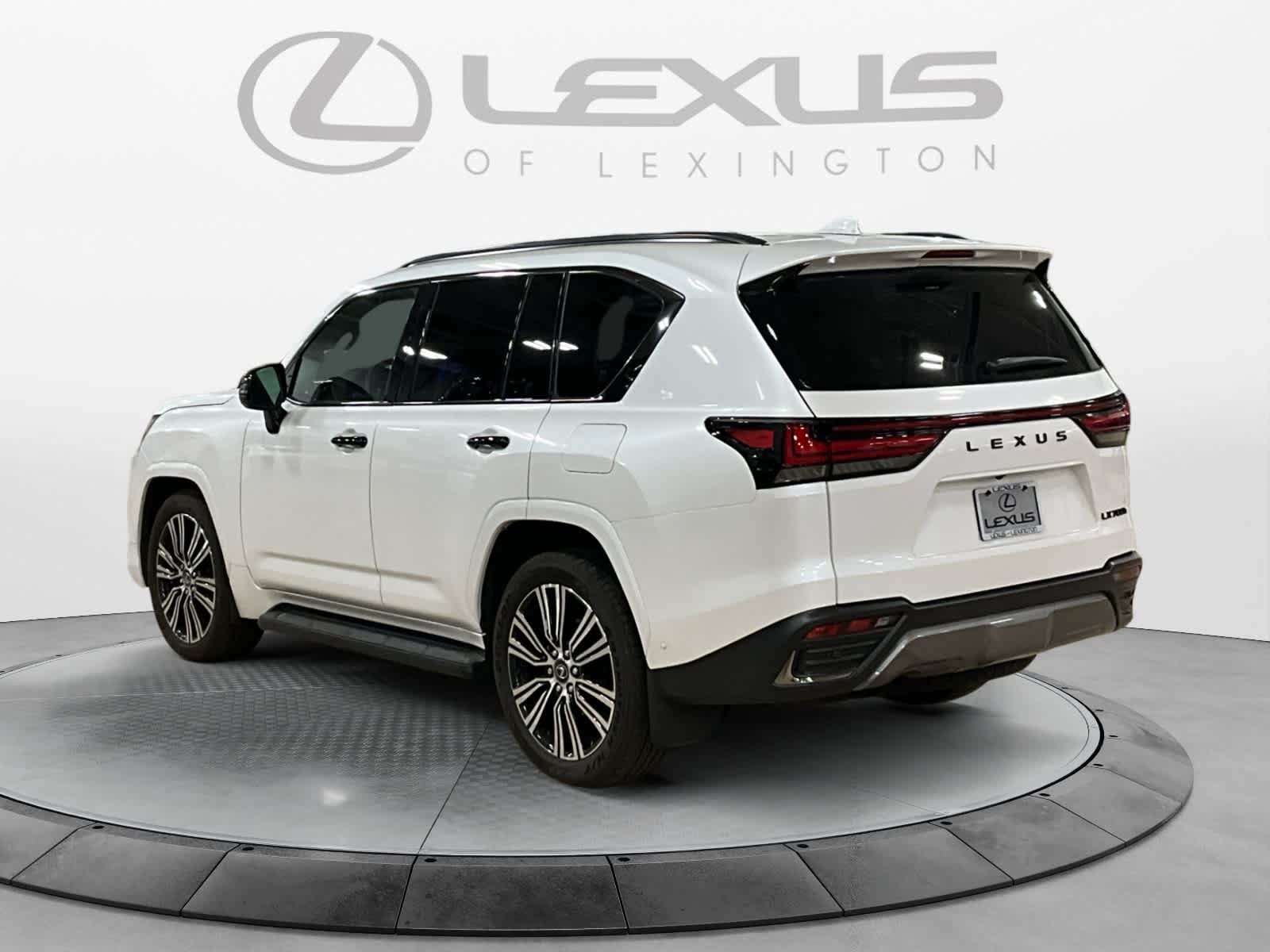 2026 Lexus LX 700h Luxury