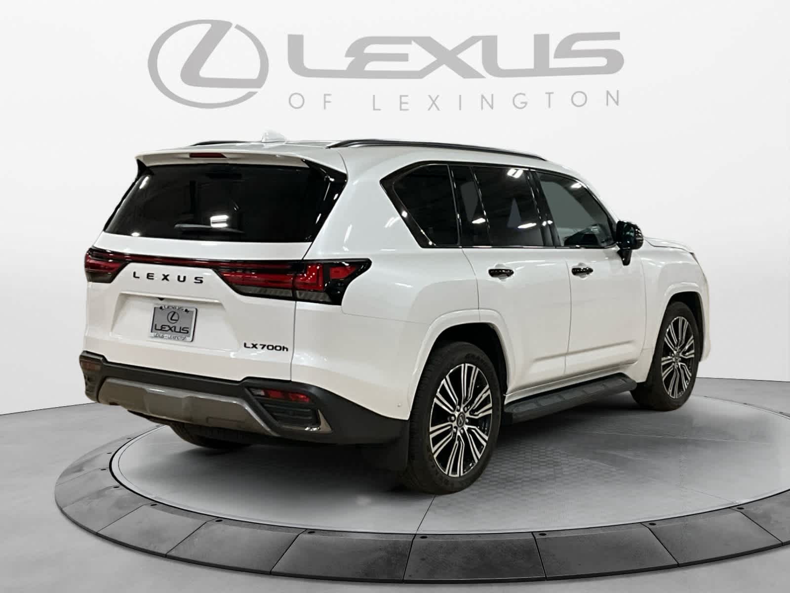 2026 Lexus LX 700h Luxury