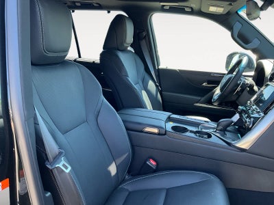 2026 Lexus LX 700h Luxury
