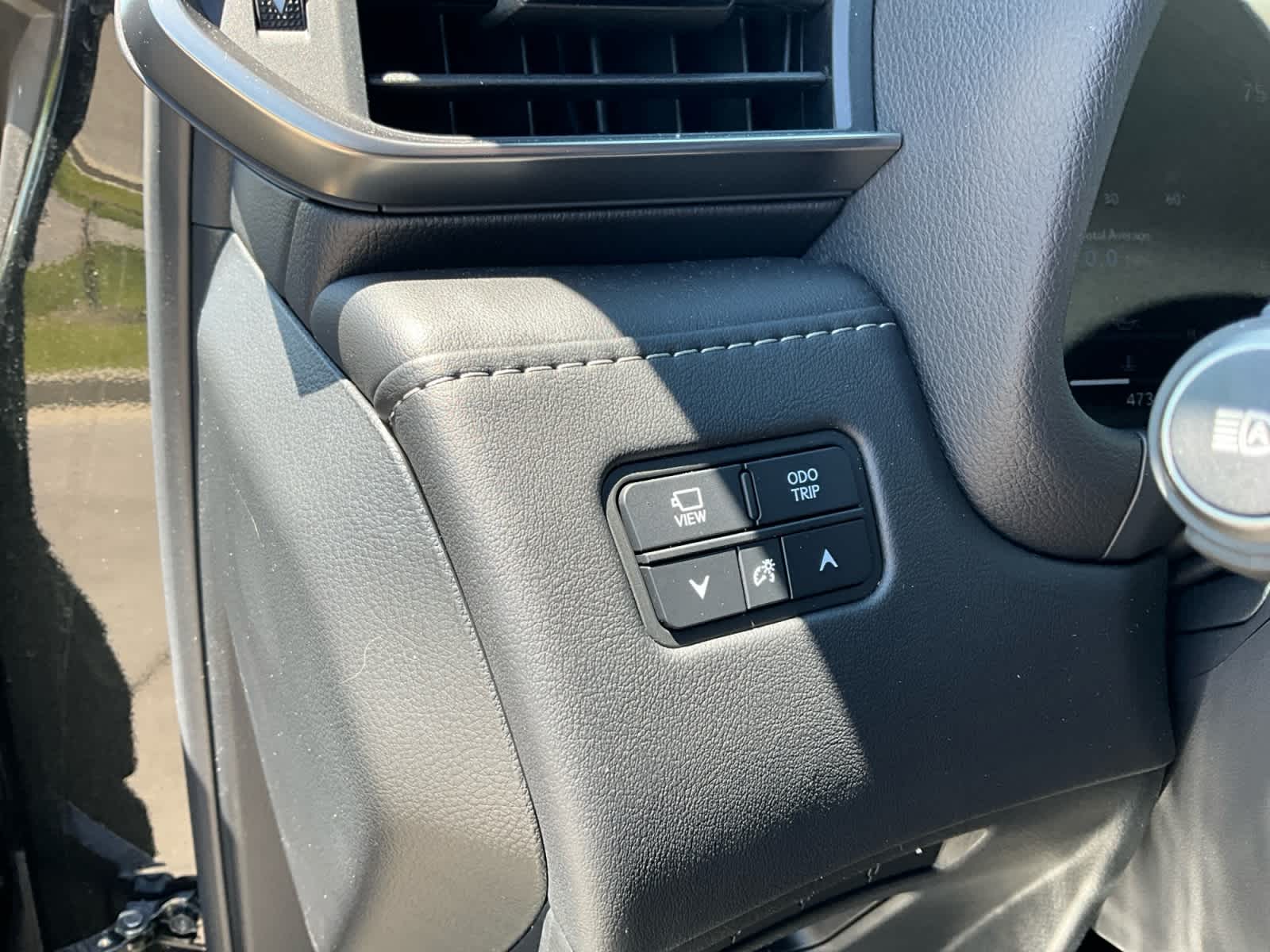 2026 Lexus LX 700h Luxury