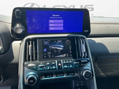 2026 Lexus LX 700h Luxury