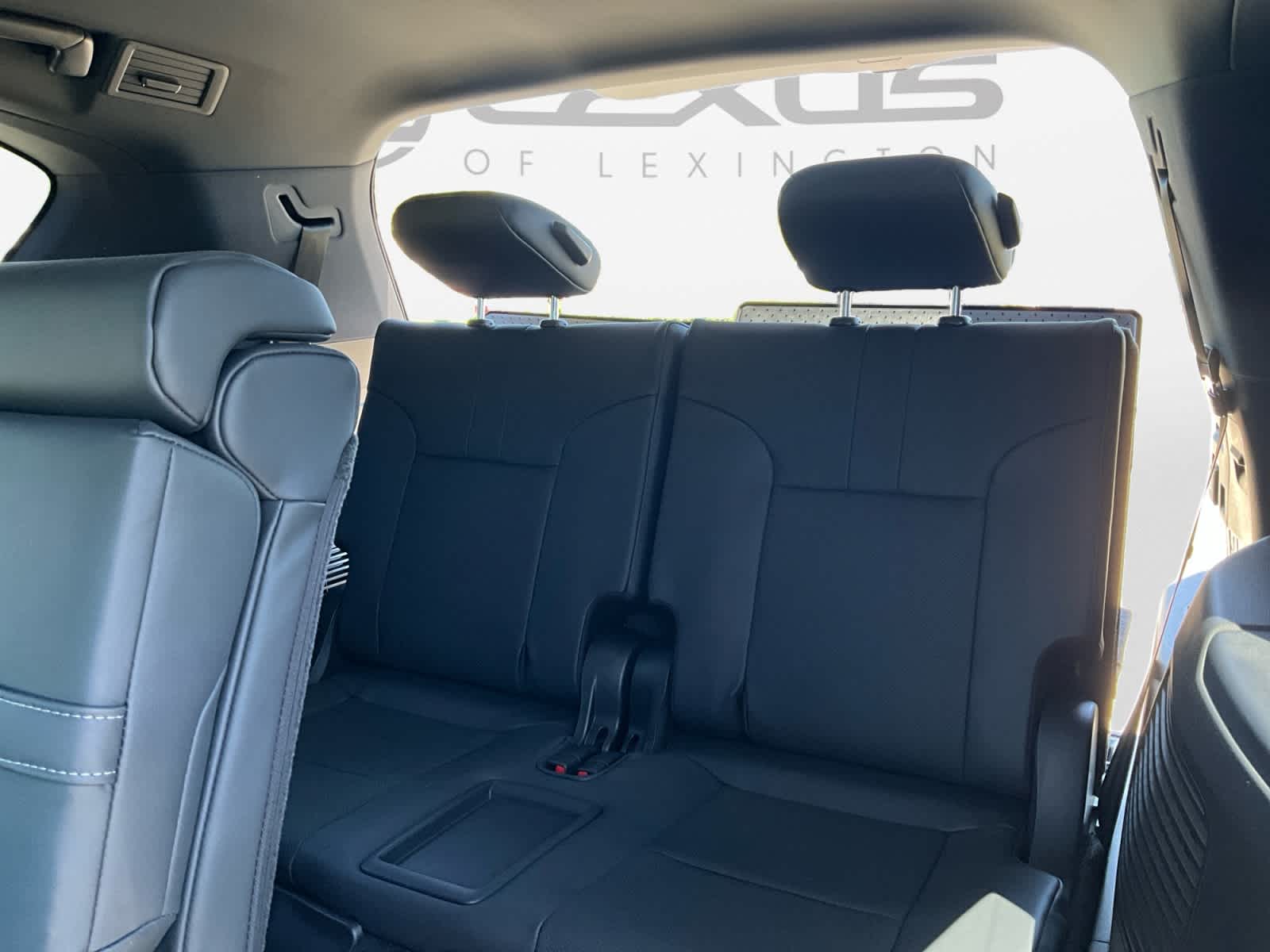 2026 Lexus LX 700h Luxury