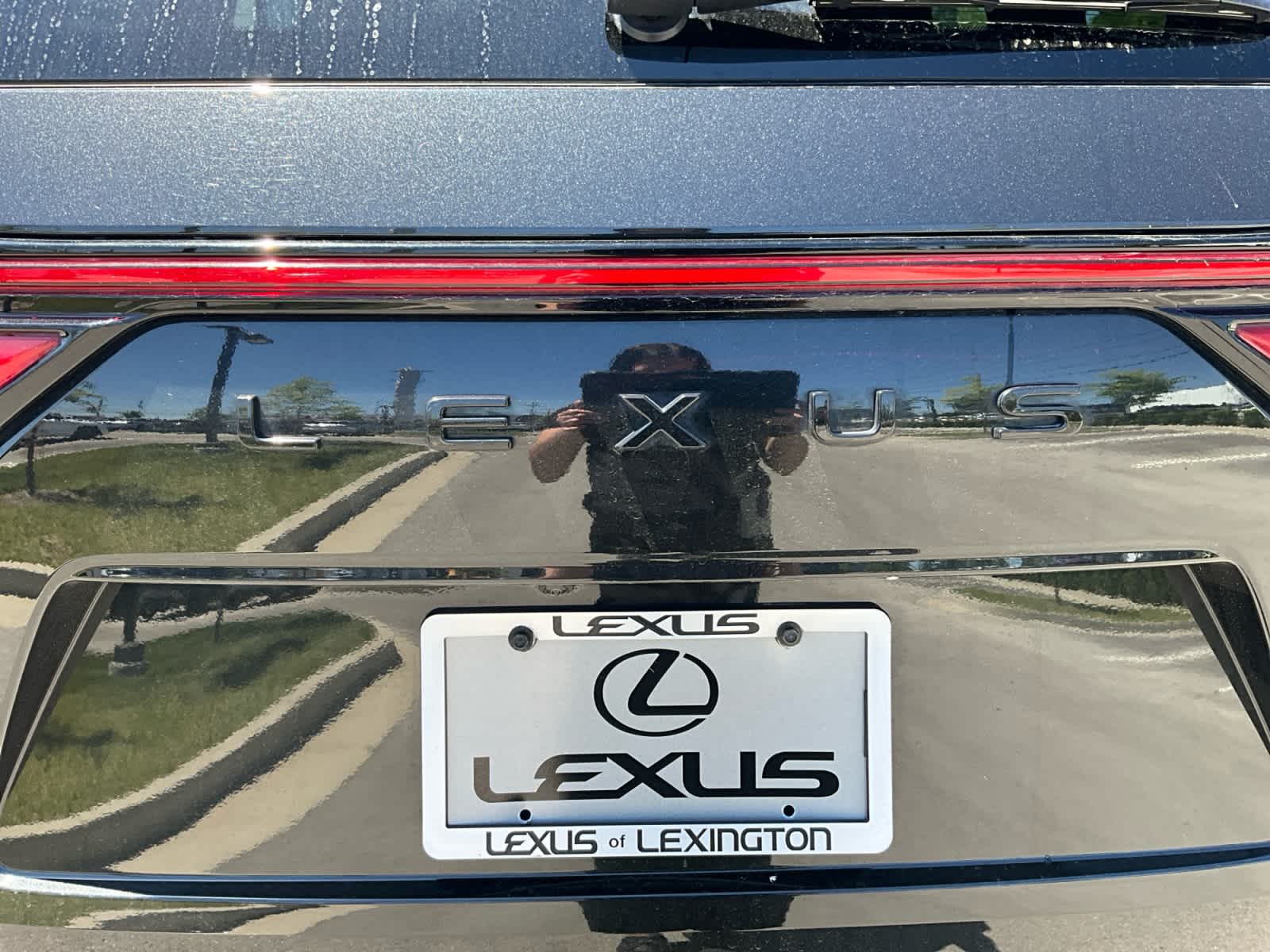 2026 Lexus LX 700h Luxury