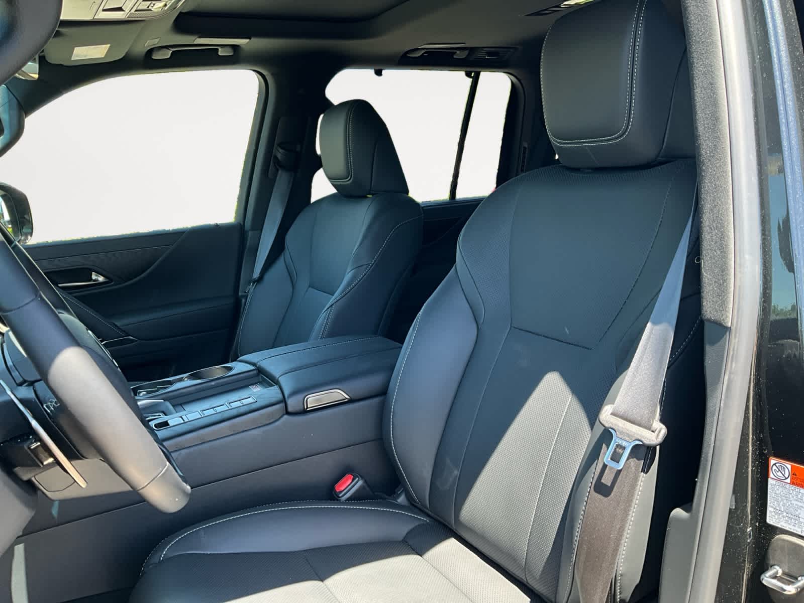 2026 Lexus LX 700h Luxury