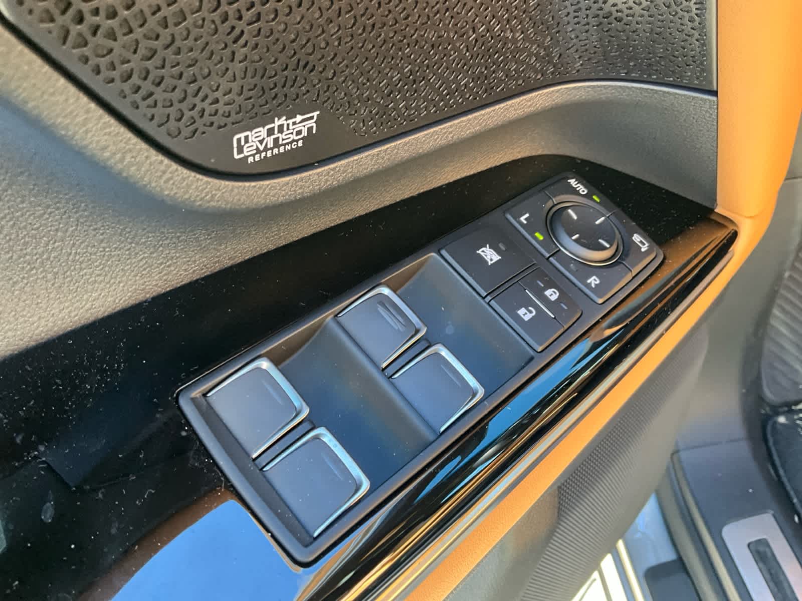 2026 Lexus LX 700h Luxury
