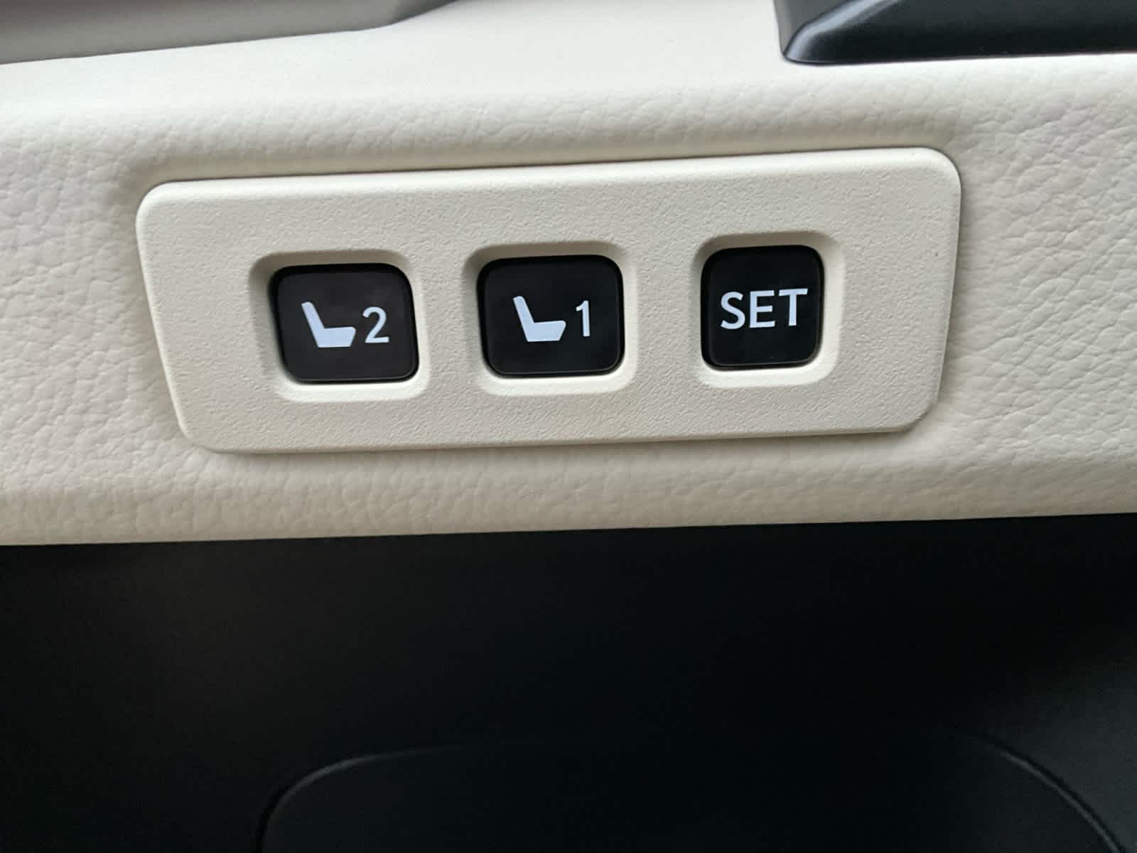 2023 Lexus GX Luxury