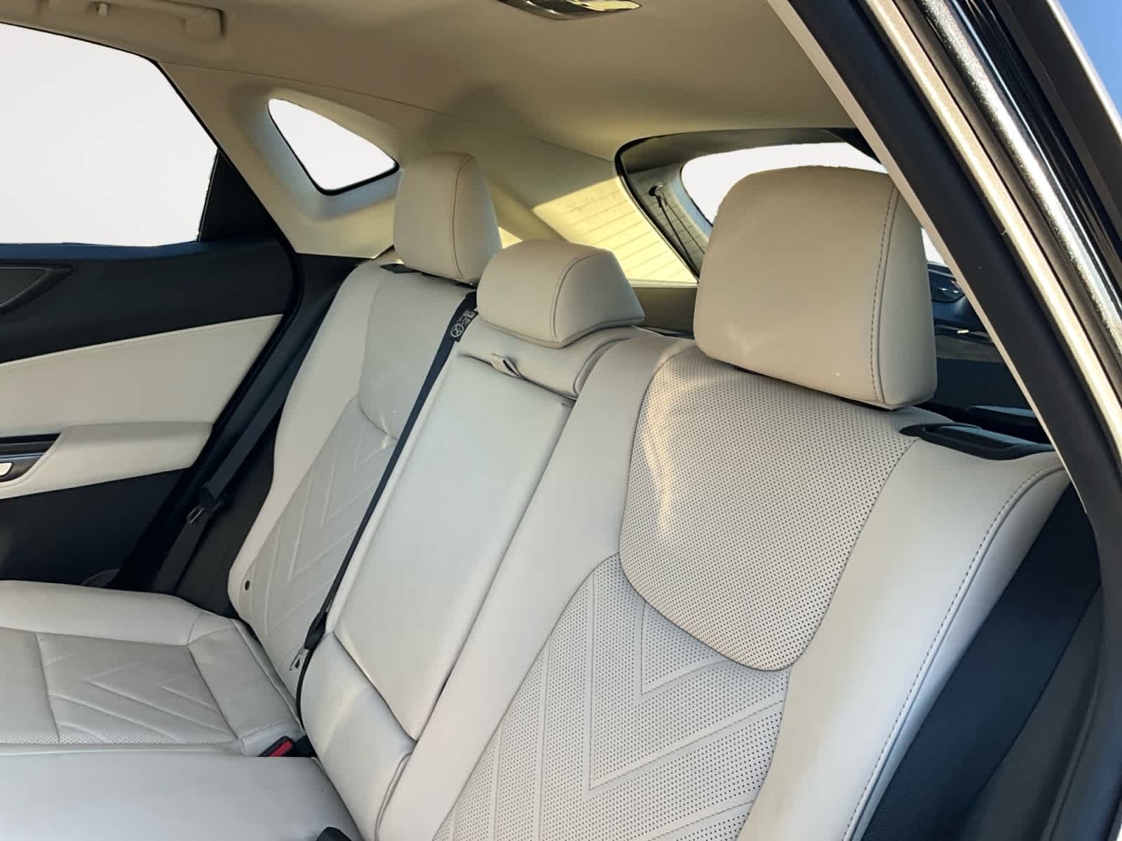 2025 Lexus NX 350h Luxury