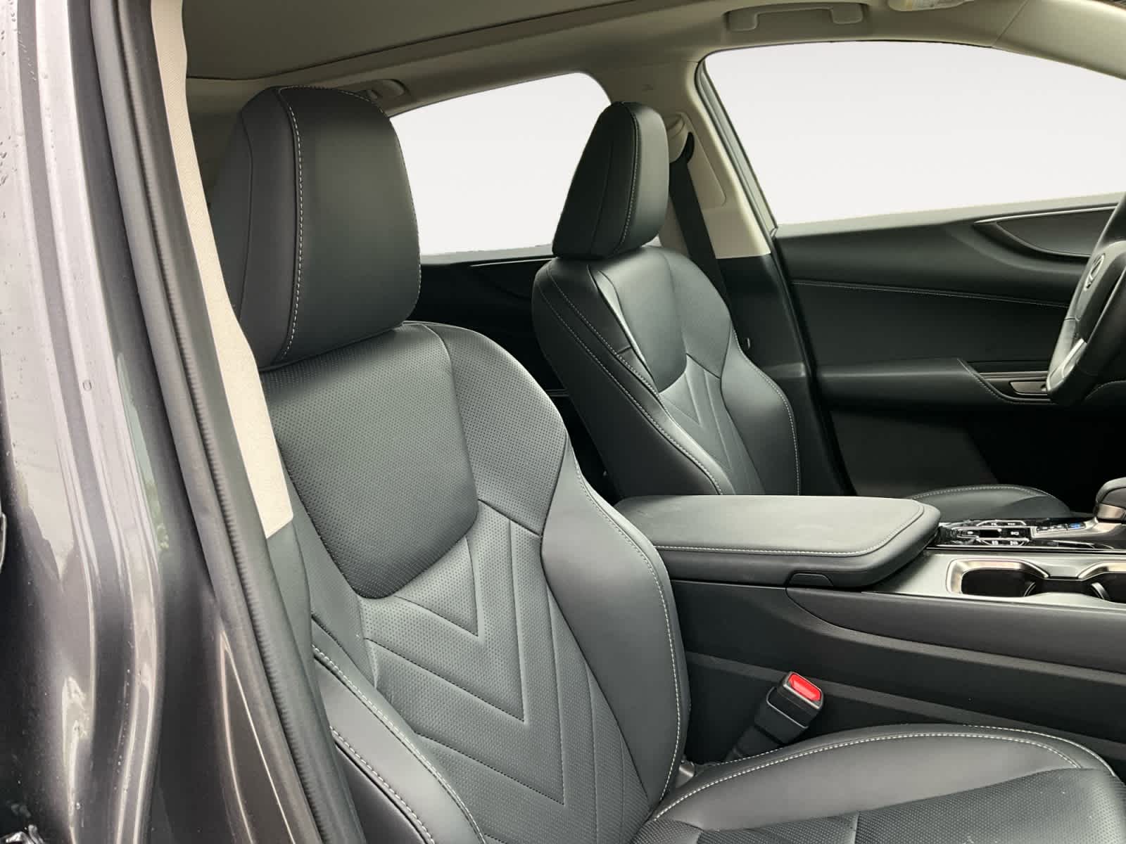 2025 Lexus NX 450h+ Luxury