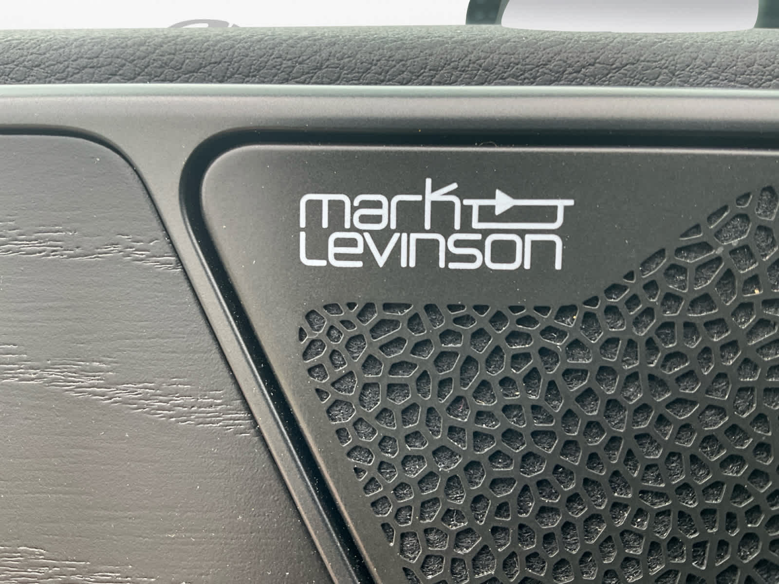 2025 Lexus NX 450h+ Luxury