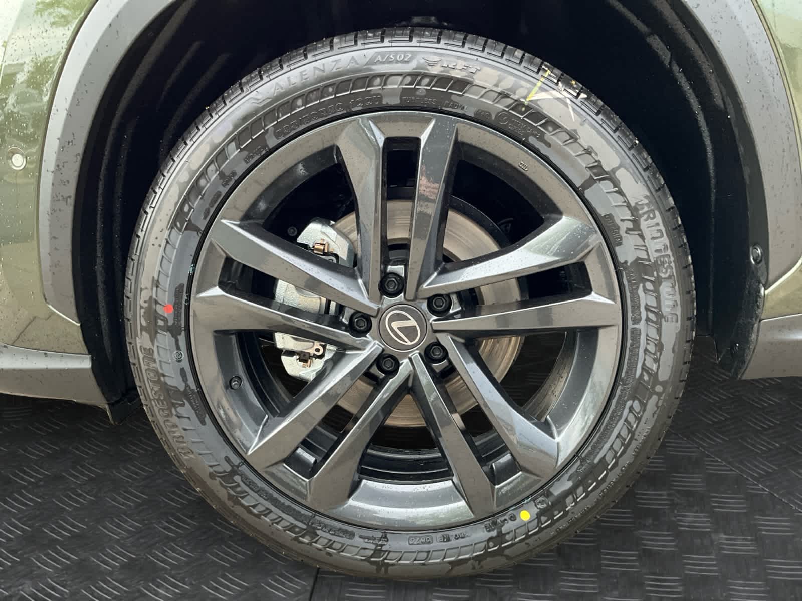 2026 Lexus NX 450h+ Luxury
