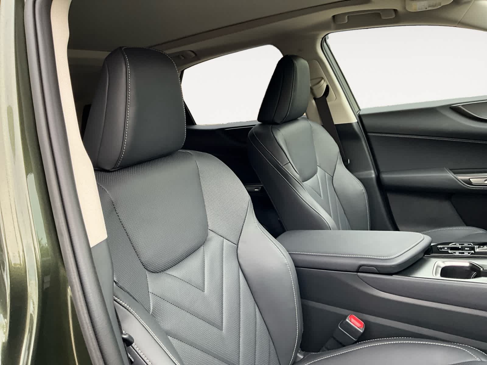 2026 Lexus NX 450h+ Luxury