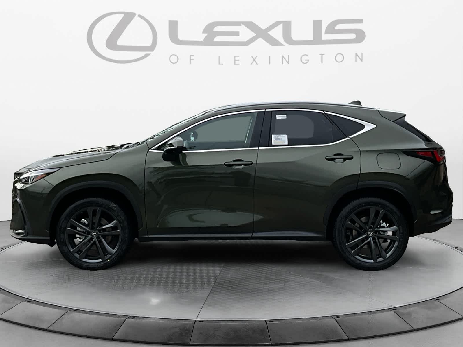 2026 Lexus NX 450h+ Luxury