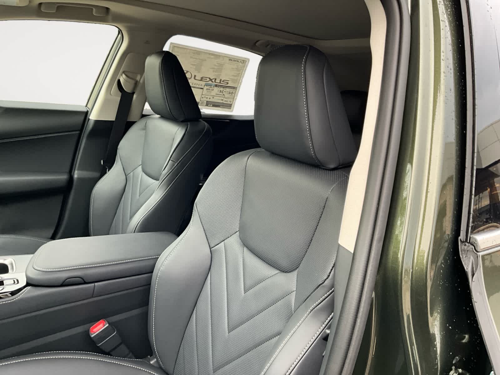 2026 Lexus NX 450h+ Luxury