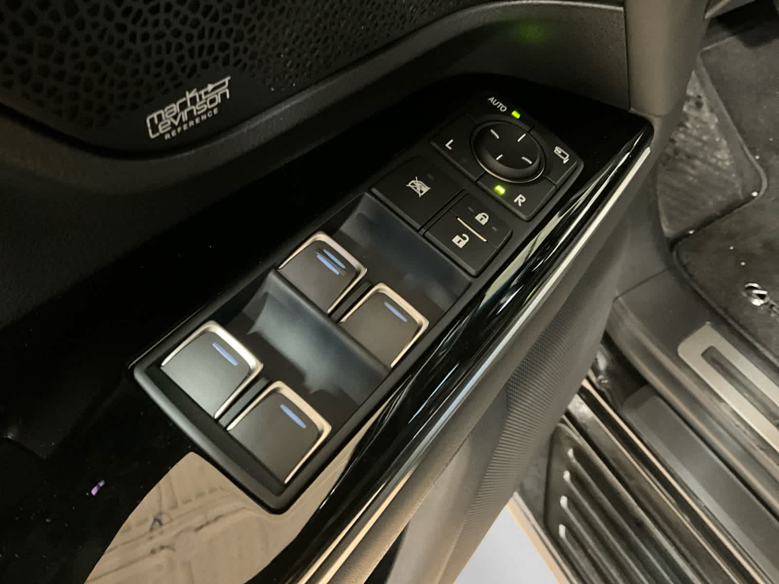 2022 Lexus LX 600 Ultra Luxury