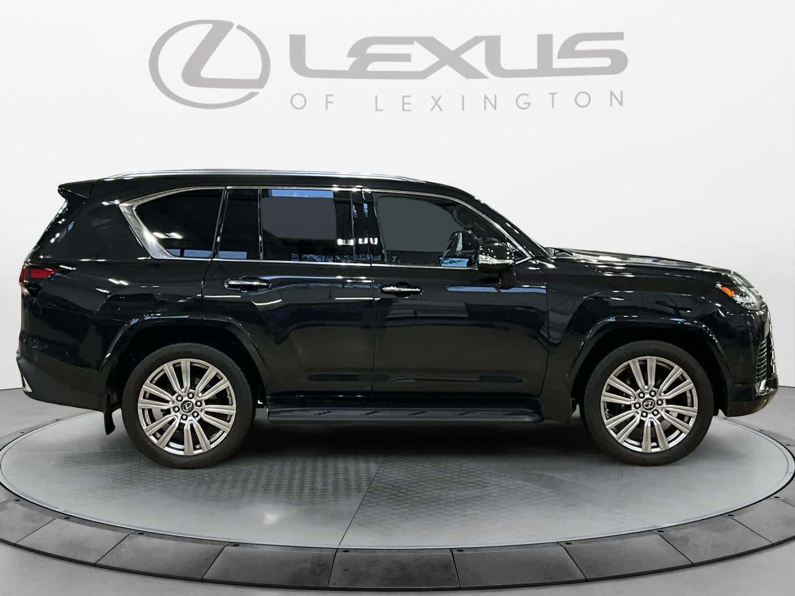 2022 Lexus LX 600 Ultra Luxury