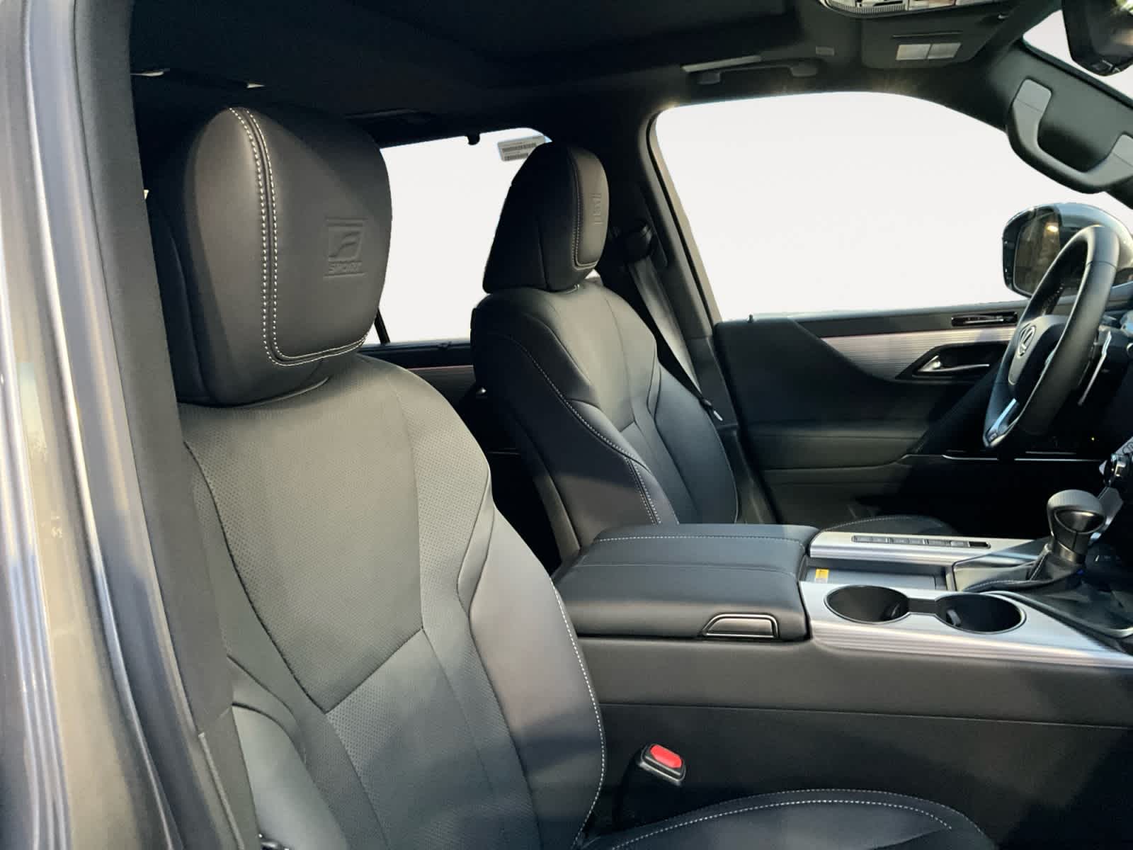 2026 Lexus LX 600 F SPORT Handling