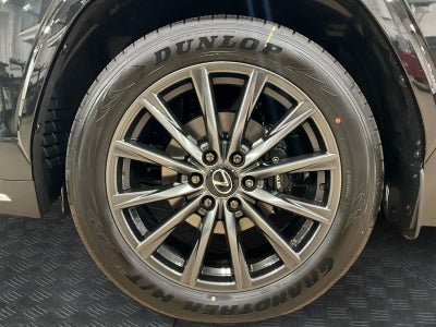 2026 Lexus LX 600 F SPORT Handling