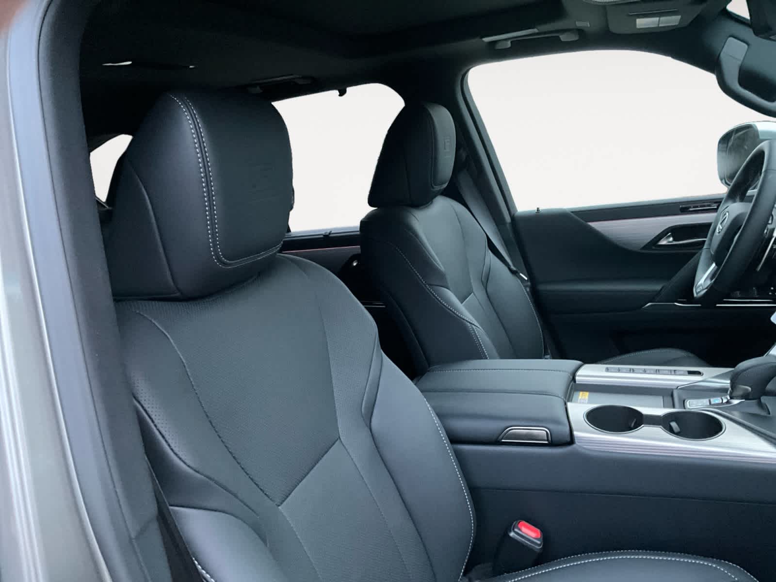 2026 Lexus LX 700h F SPORT Handling