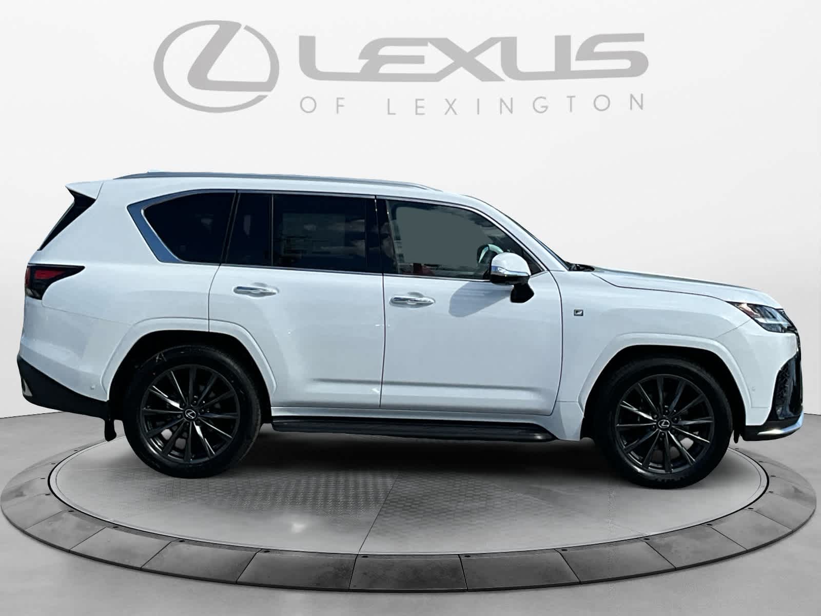 2026 Lexus LX 700h F SPORT Handling