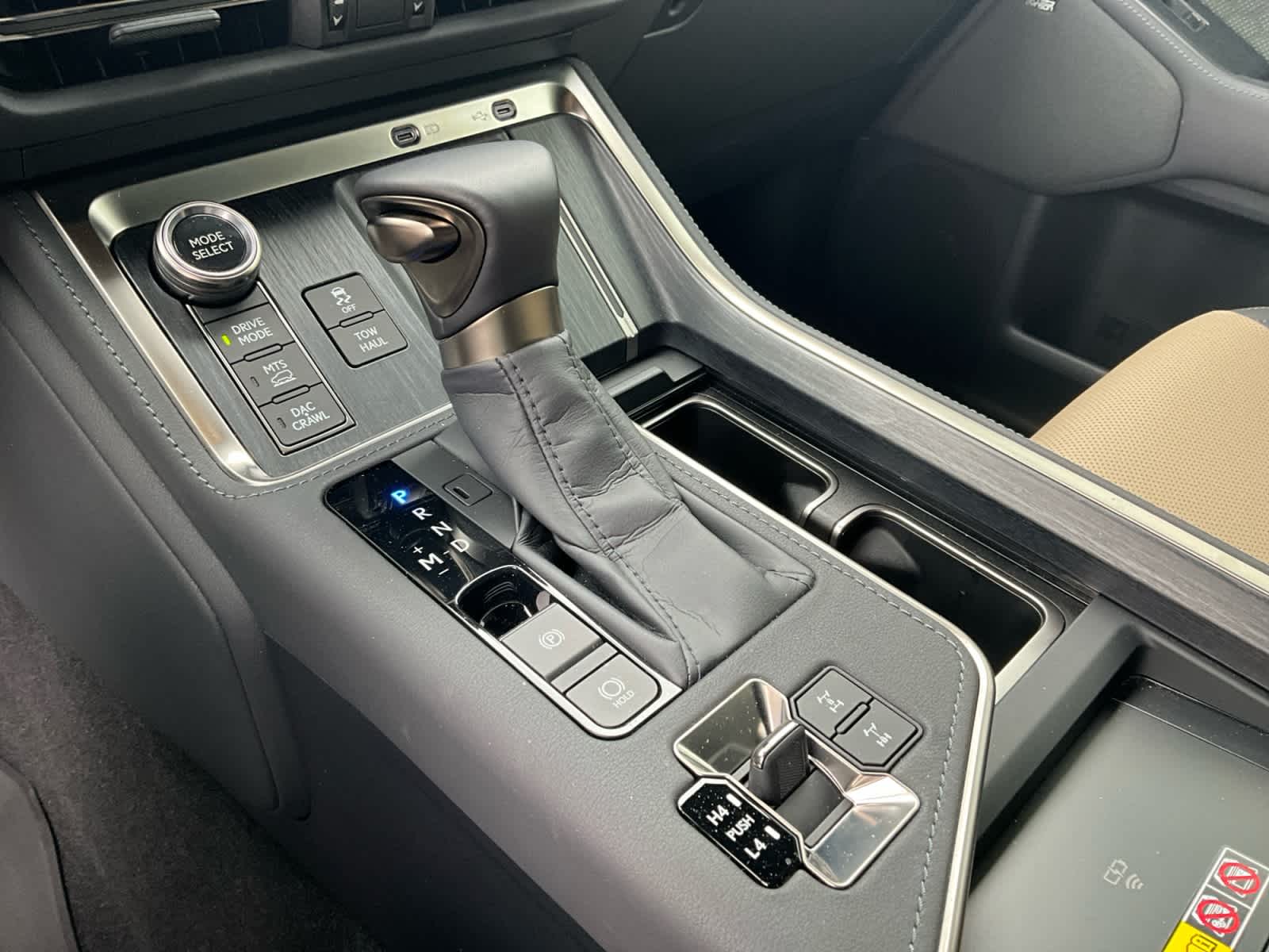 2025 Lexus GX 550 Overtrail+