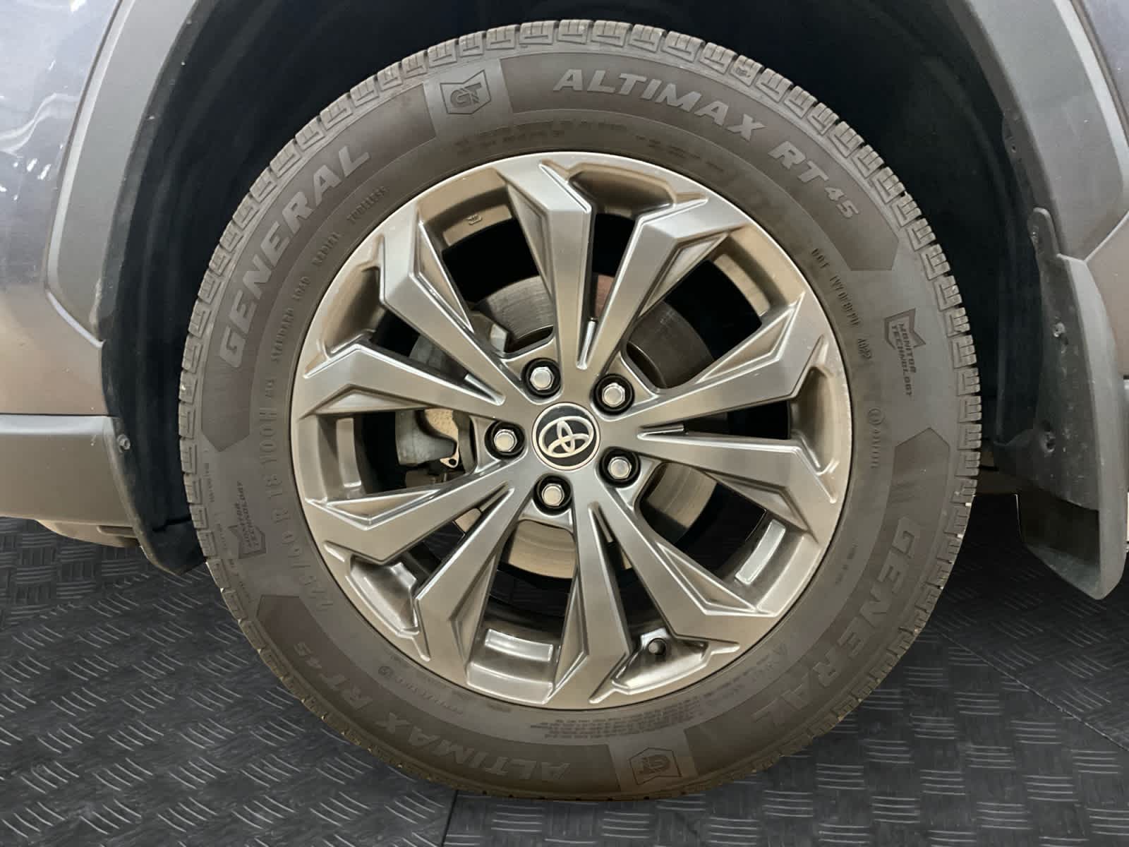 2023 Toyota RAV4 Hybrid XLE Premium