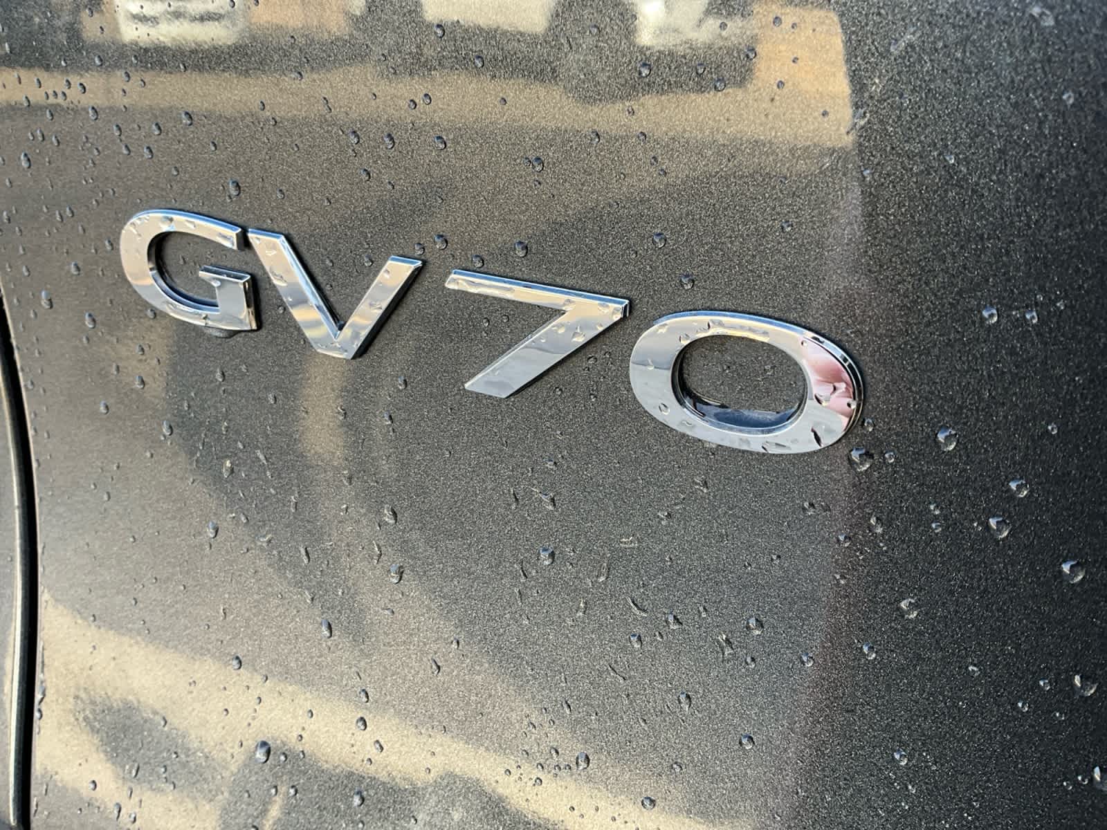 2022 Genesis GV70 2.5T