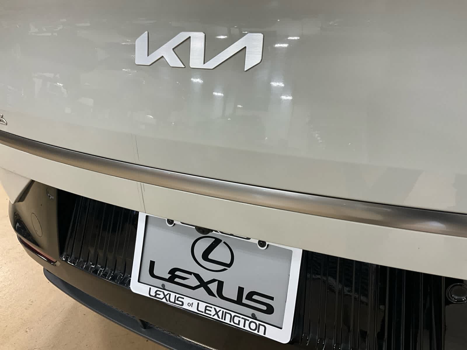 2022 Kia EV6 Wind