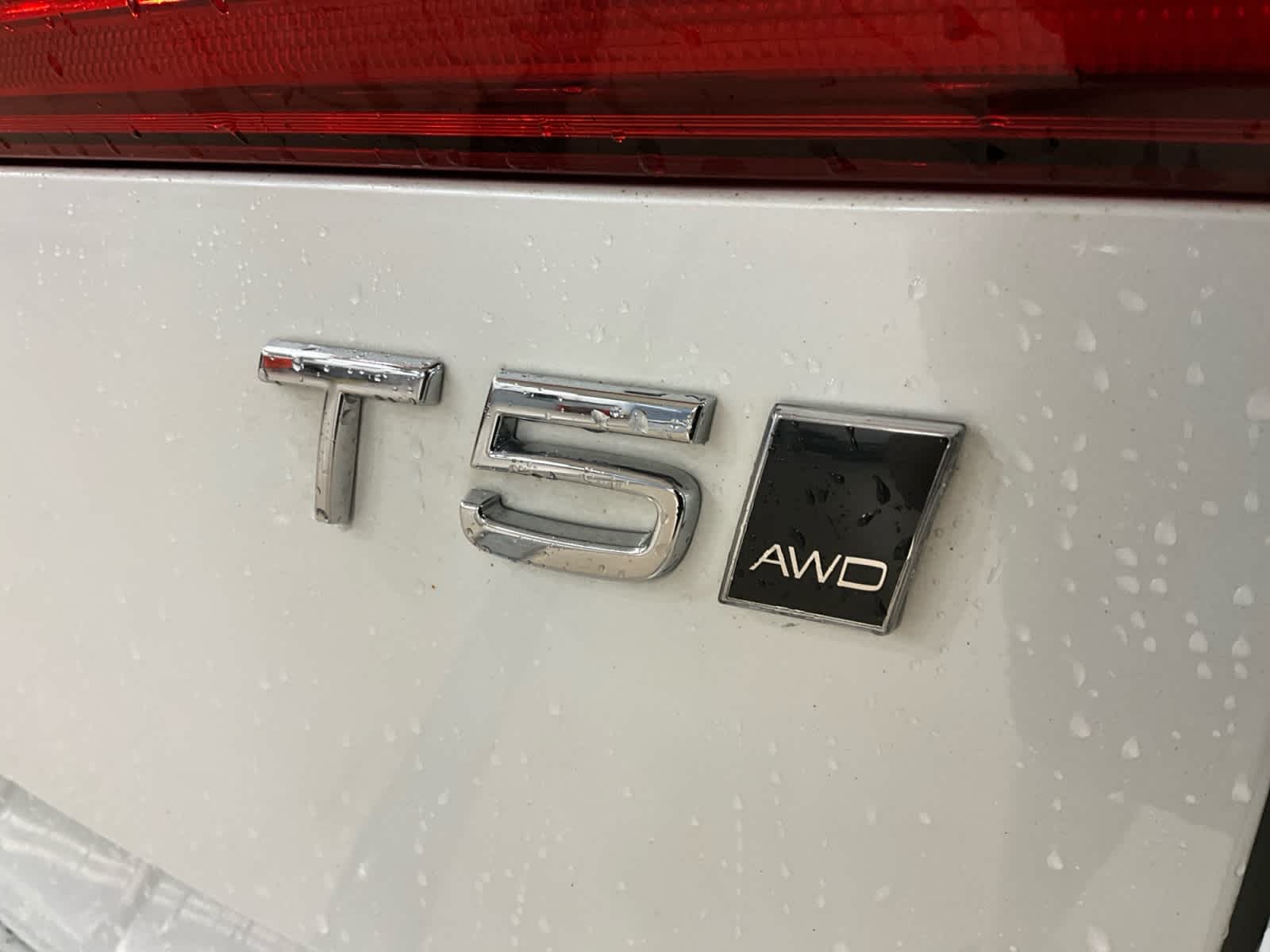 2019 Volvo XC60 Momentum