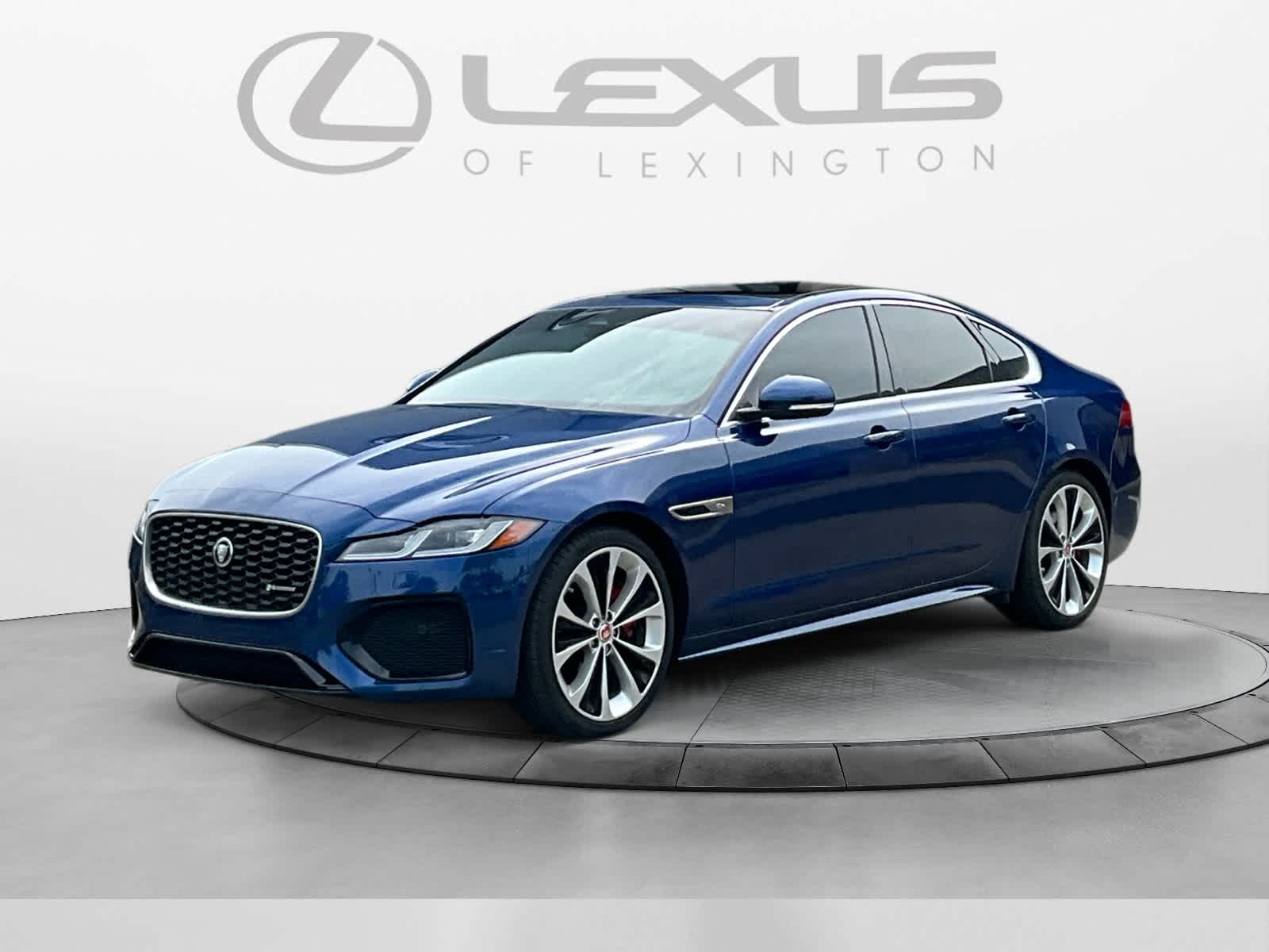 2023 Jaguar XF R-Dynamic SE