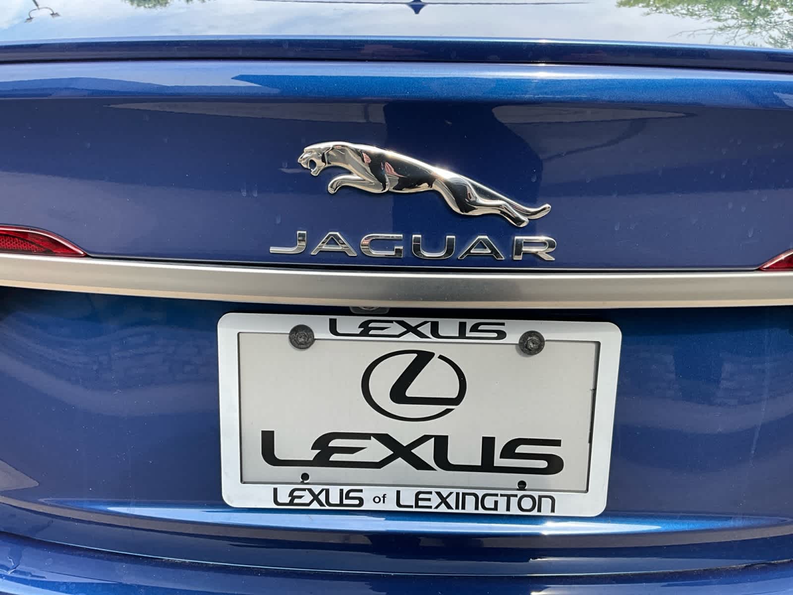2023 Jaguar XF R-Dynamic SE