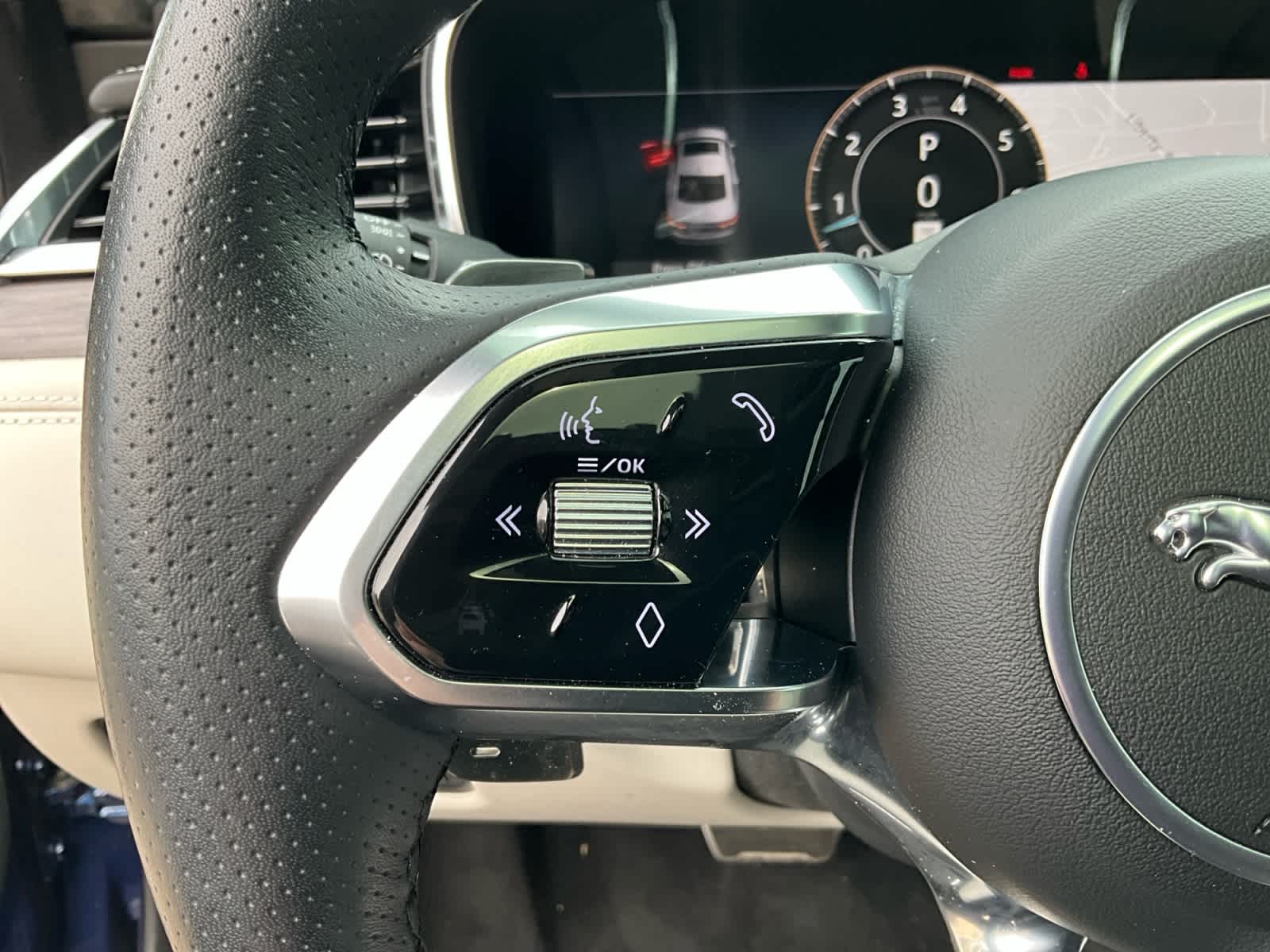 2023 Jaguar XF R-Dynamic SE