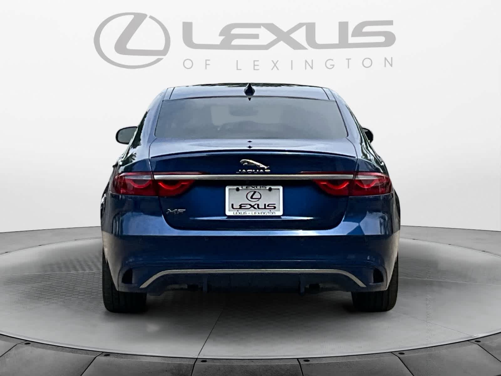 2023 Jaguar XF R-Dynamic SE