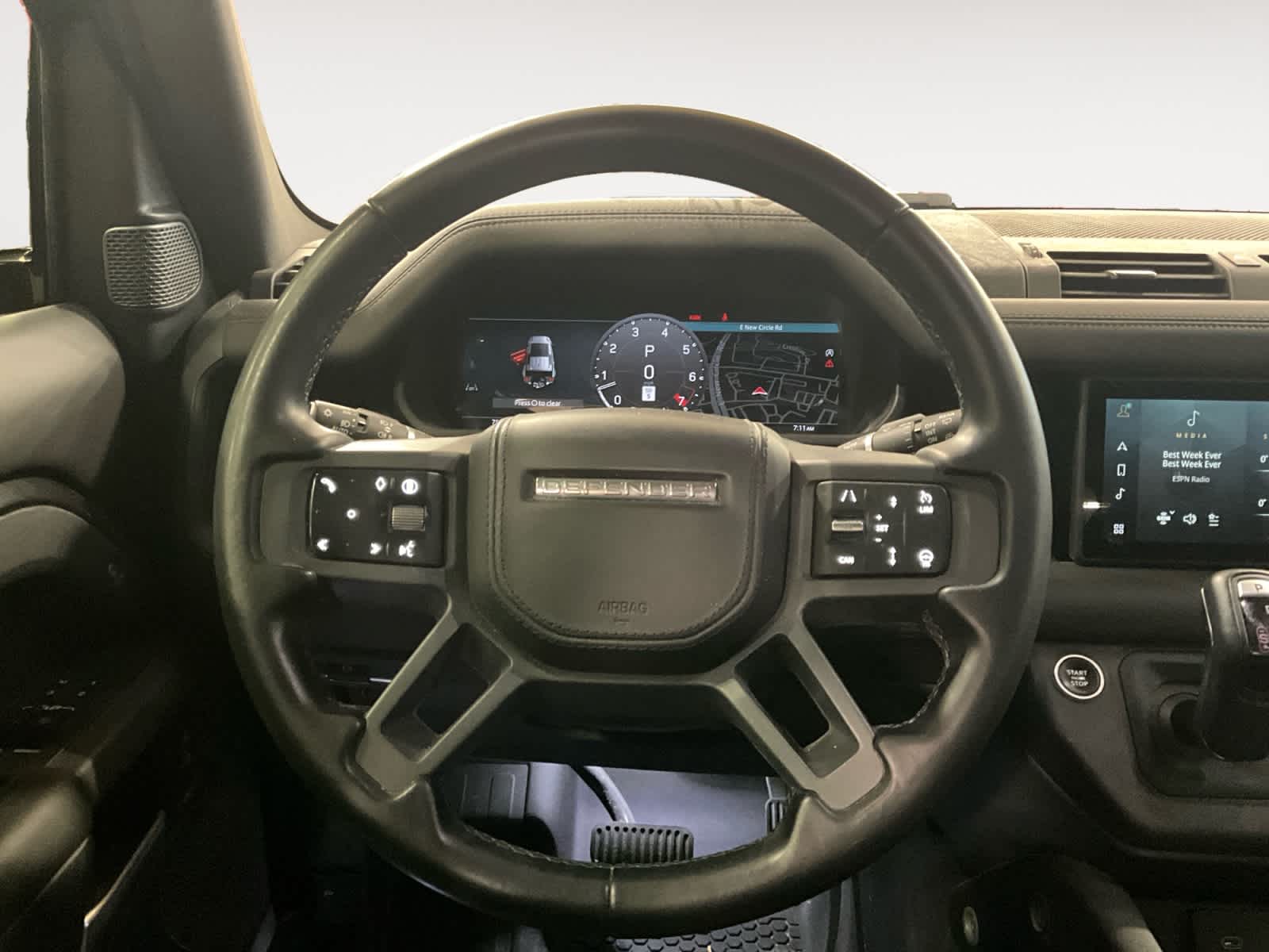 2024 Land Rover Defender X-Dynamic SE