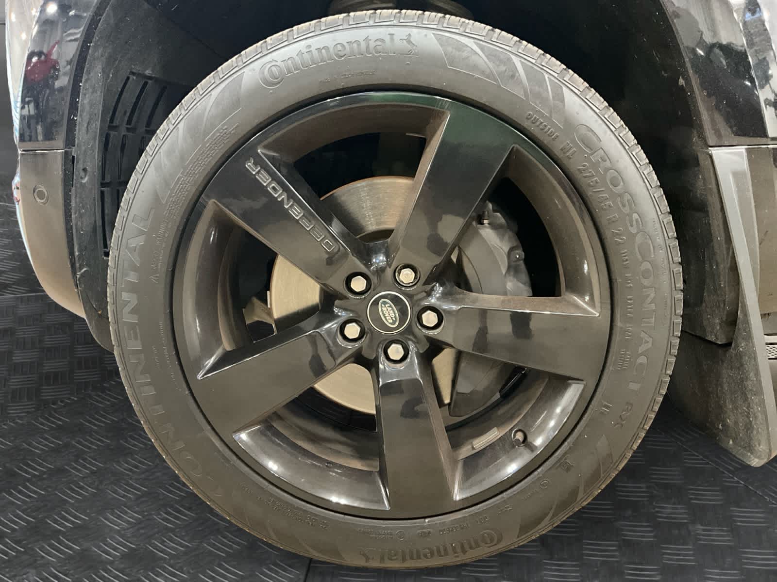 2024 Land Rover Defender X-Dynamic SE