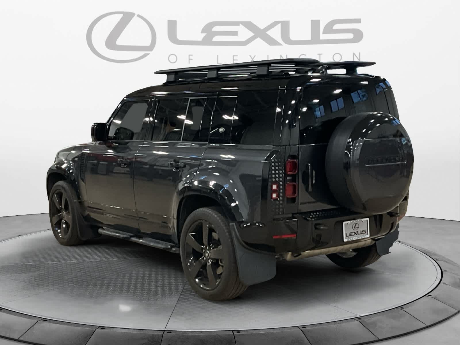 2024 Land Rover Defender X-Dynamic SE