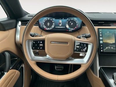 2025 Land Rover Range Rover SE