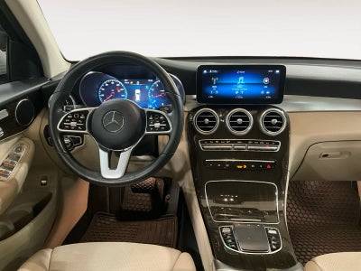 2021 Mercedes-Benz GLC 300 GLC 300