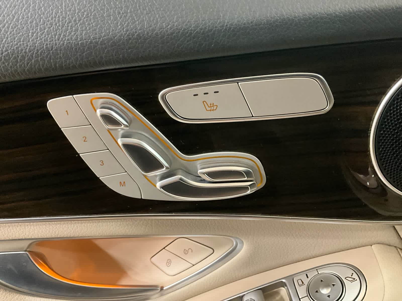2021 Mercedes-Benz GLC 300 GLC 300