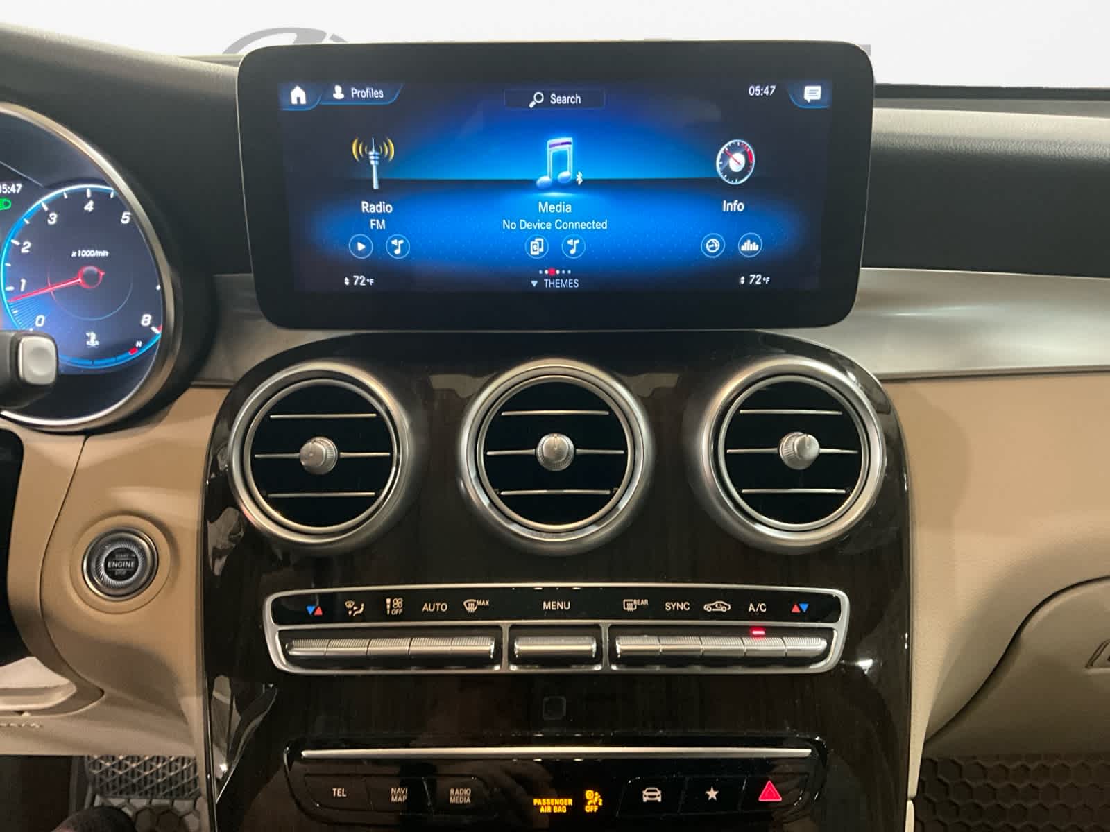 2021 Mercedes-Benz GLC 300 GLC 300